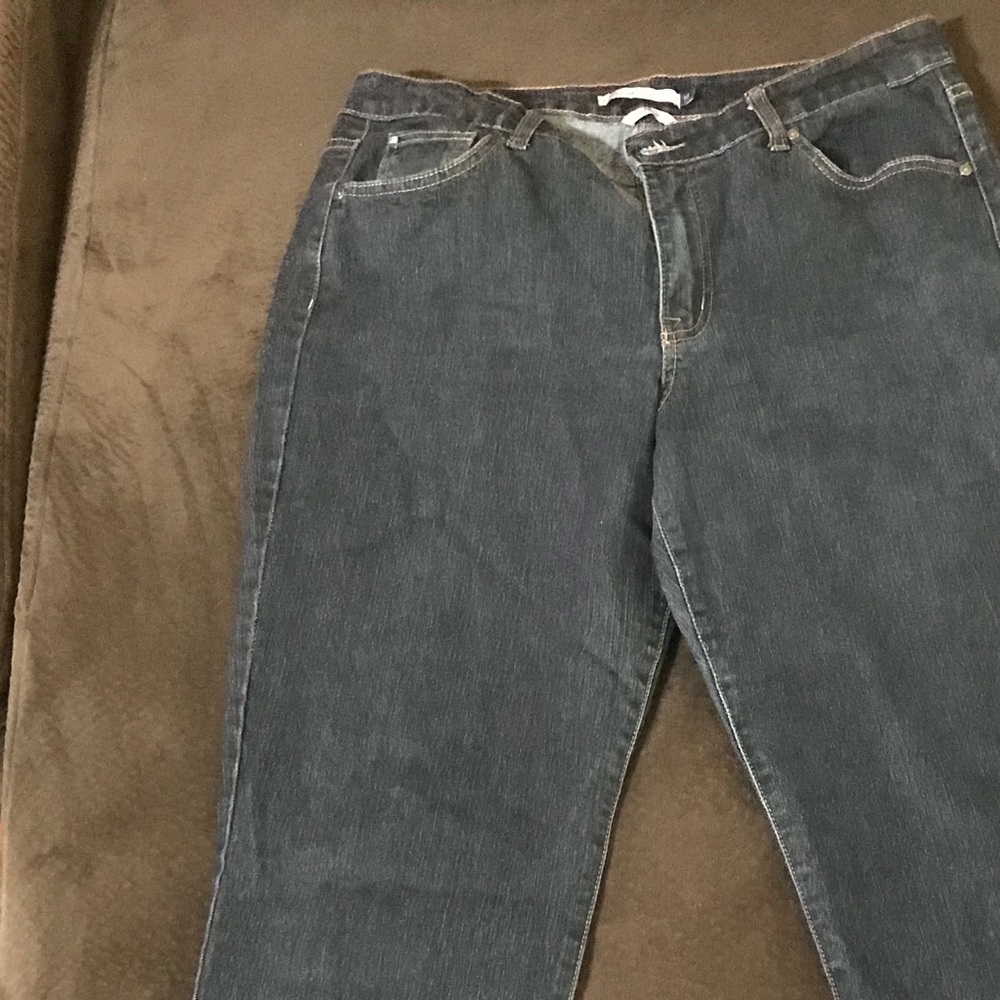 Jeans - Picture 4 of 5